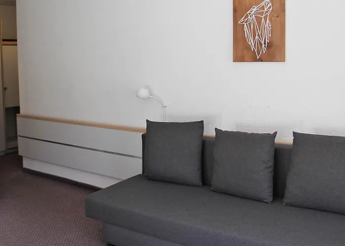 - Elements 롯지 그린델발트