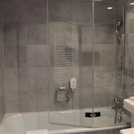 אכסניה - Elements גרינדלוולד