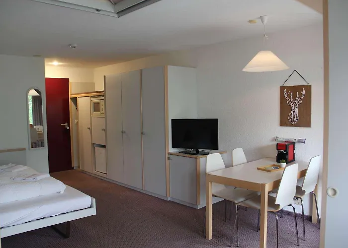 - Elements * Grindelwald